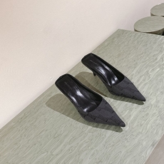 Balenciaga Slippers